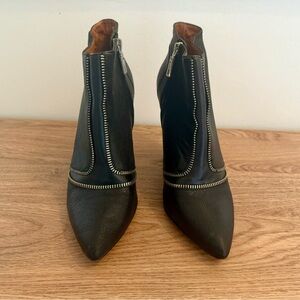 Rebecca Minkoff Ankle Boots with zipper detail